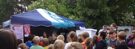 Deutschlands Kultfu&szlig;ballschule zu Gast beim FSV 1910!