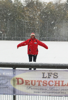 Fu&szlig;ballschulen auch im Schnee